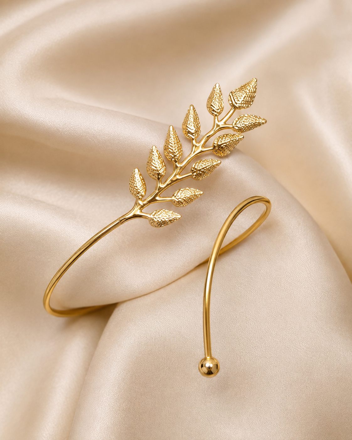 Golden Leaf Armlet – Elegant Alloy Armlet